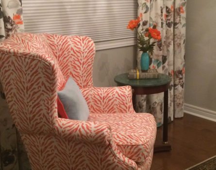 swan-lake-townhome-renovation-custom-chair-design